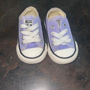 Baby girl converse in like new condition